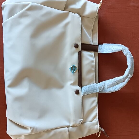 New never use purse - Picture 1 of 5